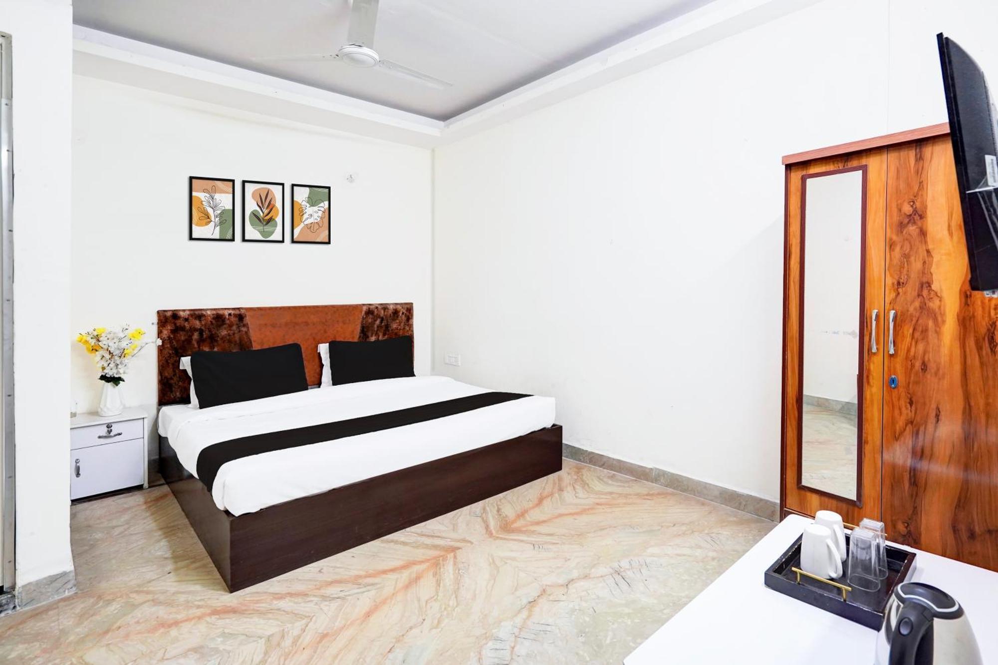 Hotel O Ashoka Inn Hotel Near Botanical Garden Noida Exterior photo